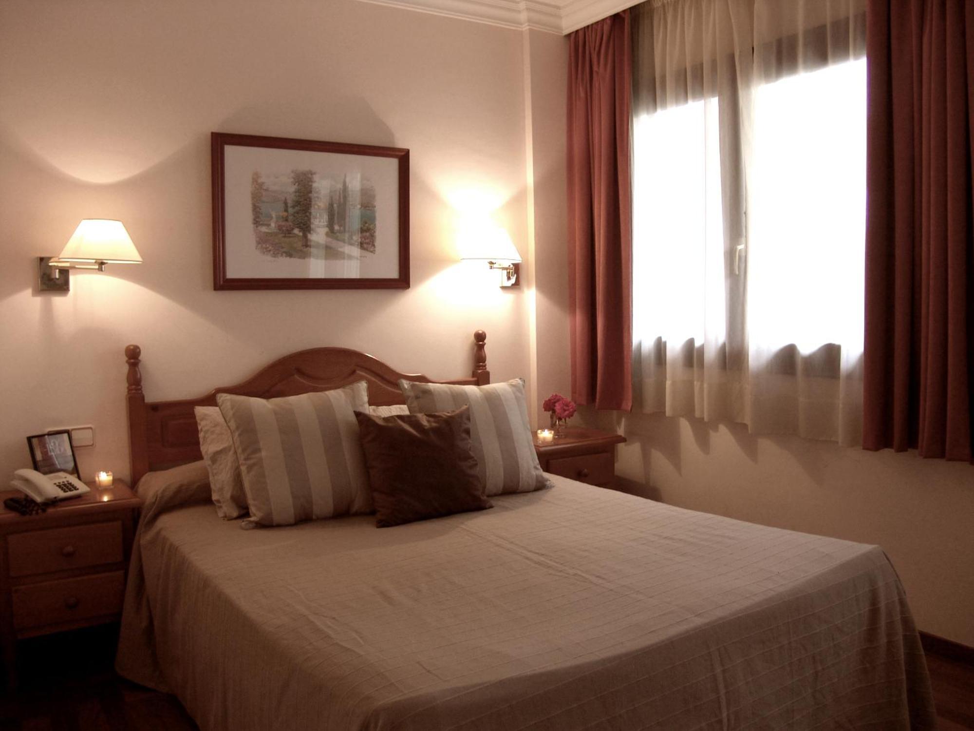 Aparthotel Casa Vella Ордино Екстериор снимка