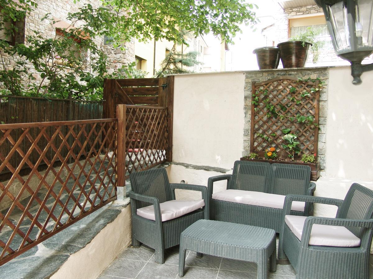 Aparthotel Casa Vella Ордино Екстериор снимка